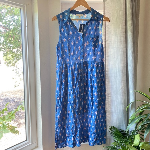Monteau Dresses & Skirts - NWT MONTEAU Blue Cactus Sleeveless Shirt Dress Large